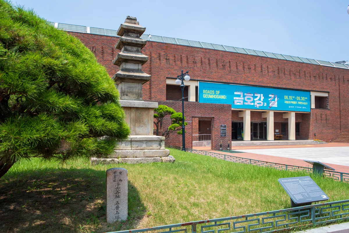 수성구 사찰 (출처 : 한국관광공사)