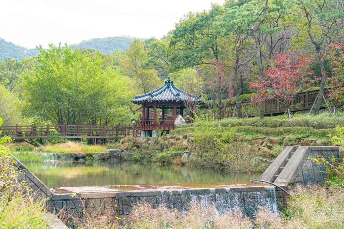 육필문학관 - 강화군 여행