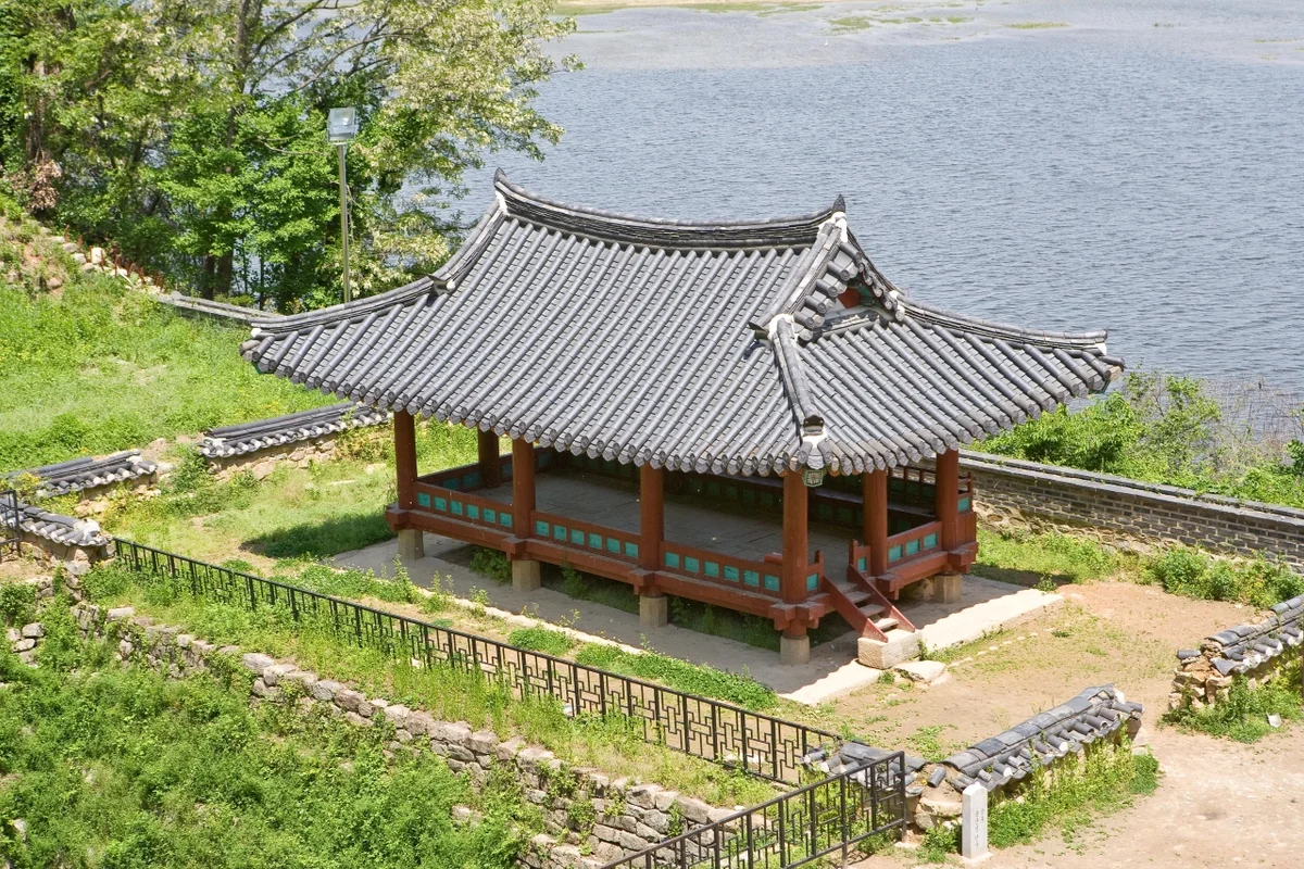 공주시 봄 가볼만한곳 (출처 : 한국관광공사)
