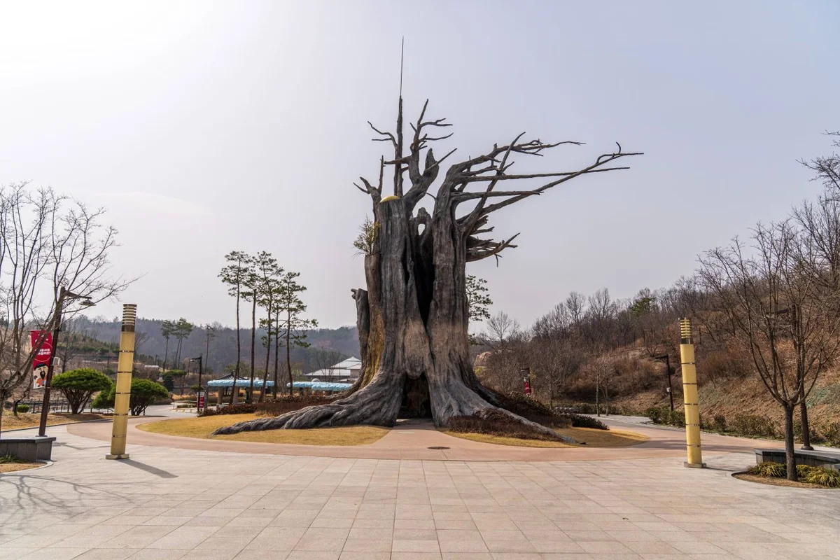 역사와 감성이 흐르는 삼국유사테마파크 - 군위골프 여행